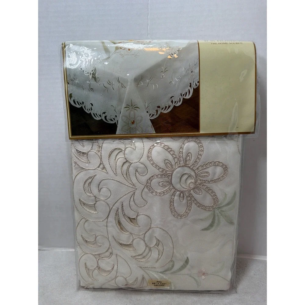 B at HOME Garden Floral Tablecloth 66x120 Oblong Ivory Embroidered Cutwork NEW